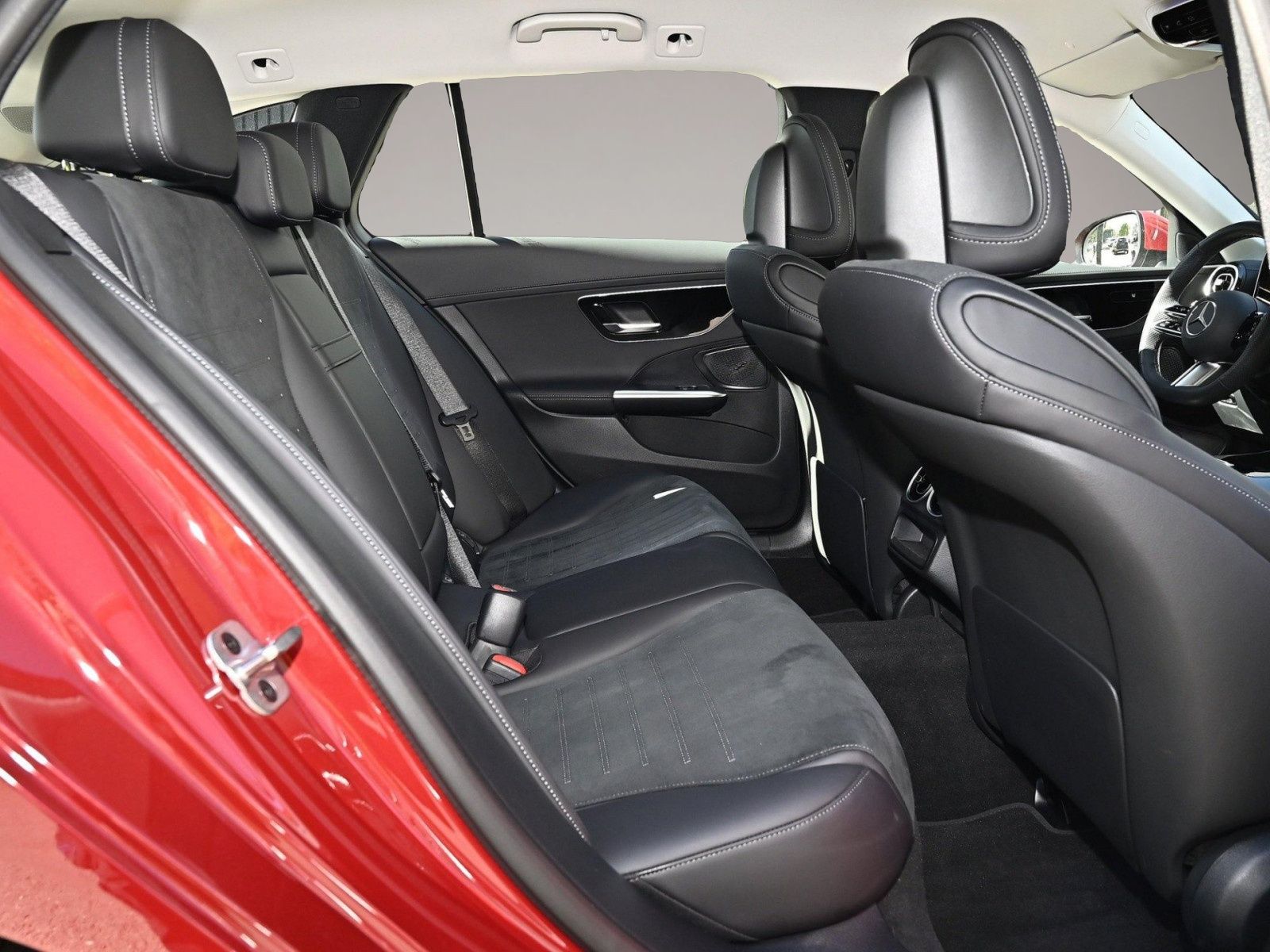 Mercedes-Benz C 300 (01/2025, Hybrid (Diesel/Elektro))
