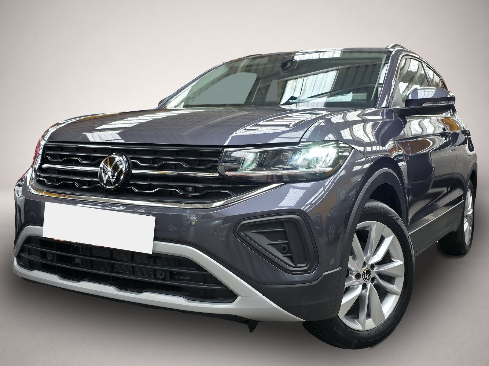 Volkswagen T-Cross (06/2026, Benzin)