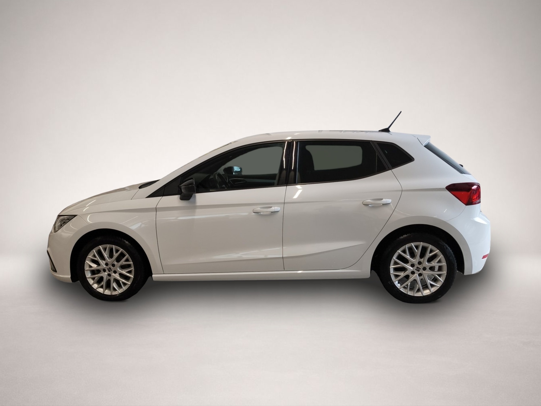 Seat Ibiza (09/2023, Benzin)