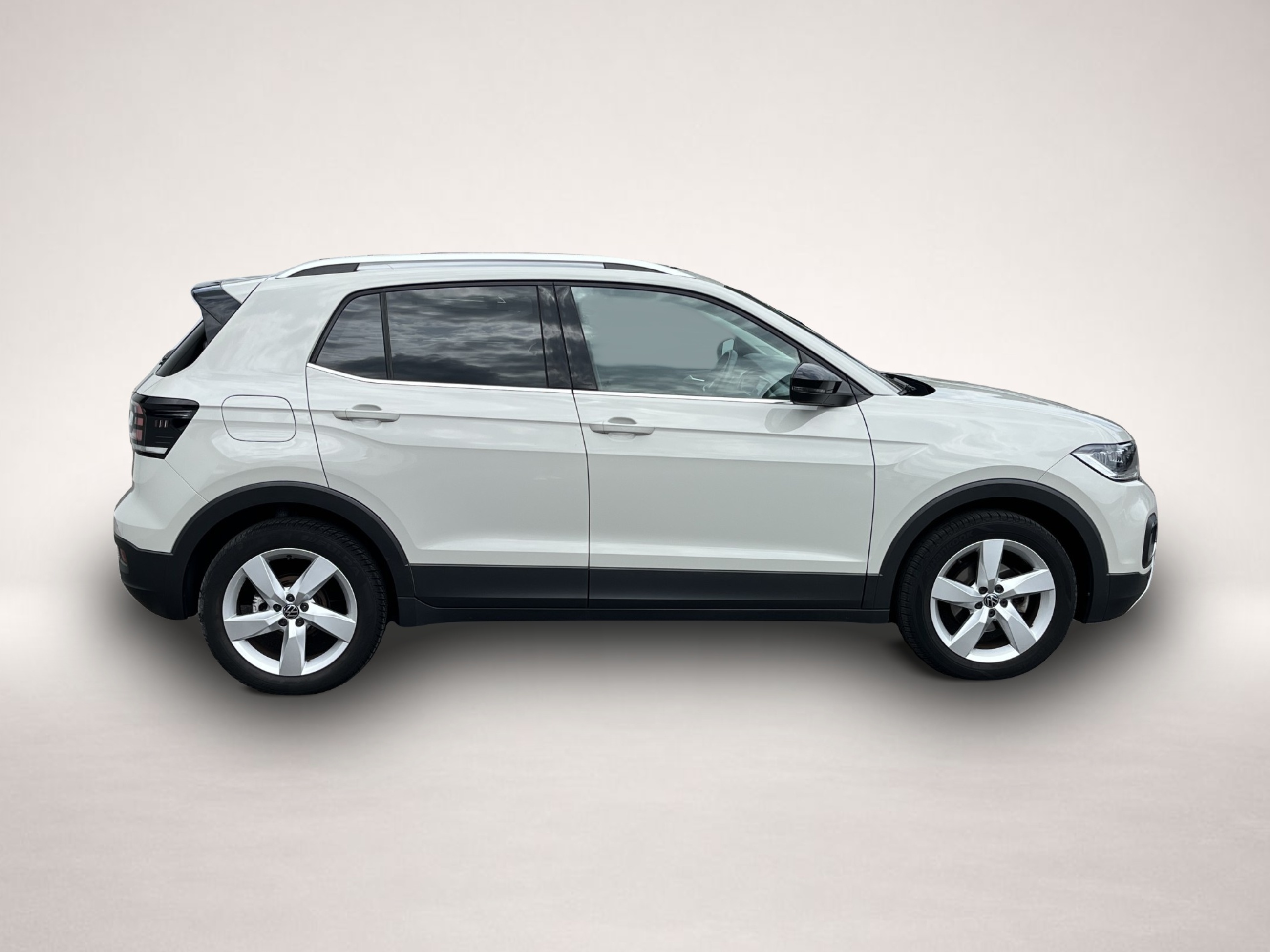 Volkswagen T-Cross (11/2021, Benzin)