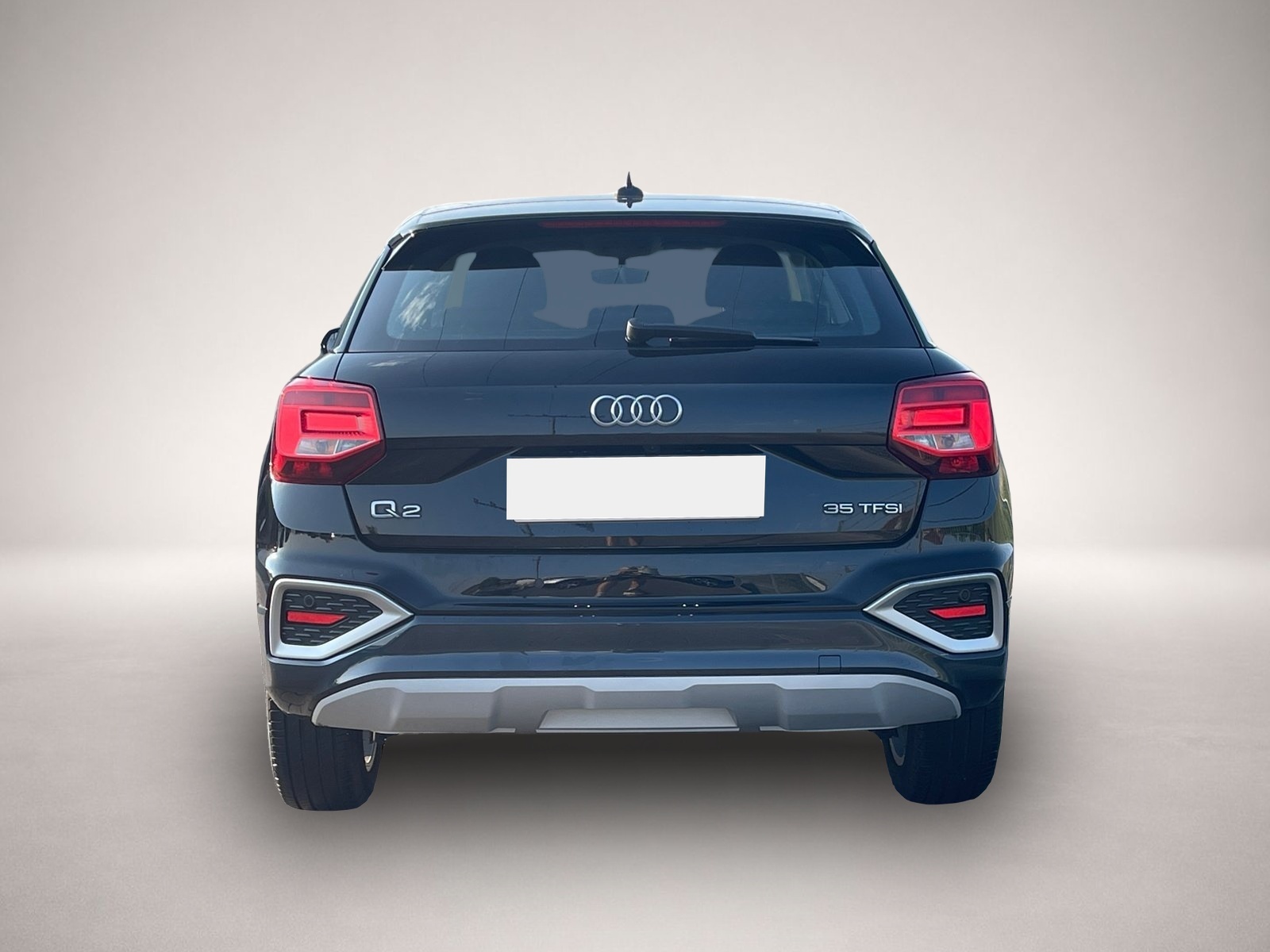 Audi Q2 (03/2023, Benzin)