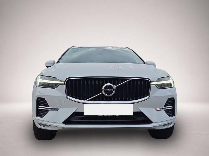 Volvo XC60 (12/2023, Benzin)