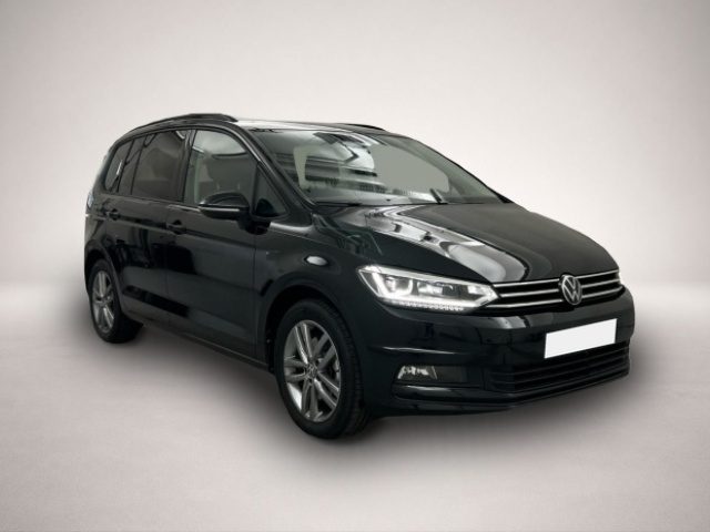 Volkswagen Touran (12/2025, Benzin)