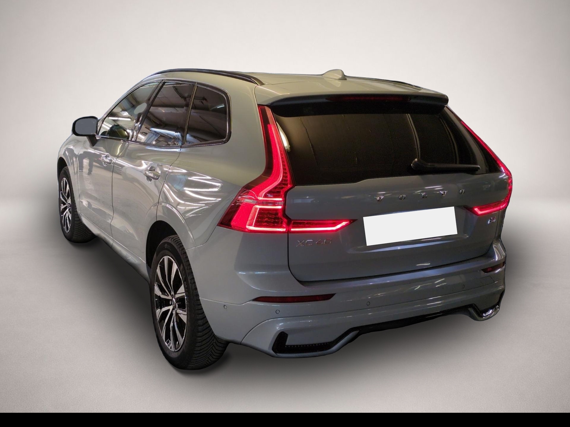 Volvo XC60 (12/2023, Benzin)