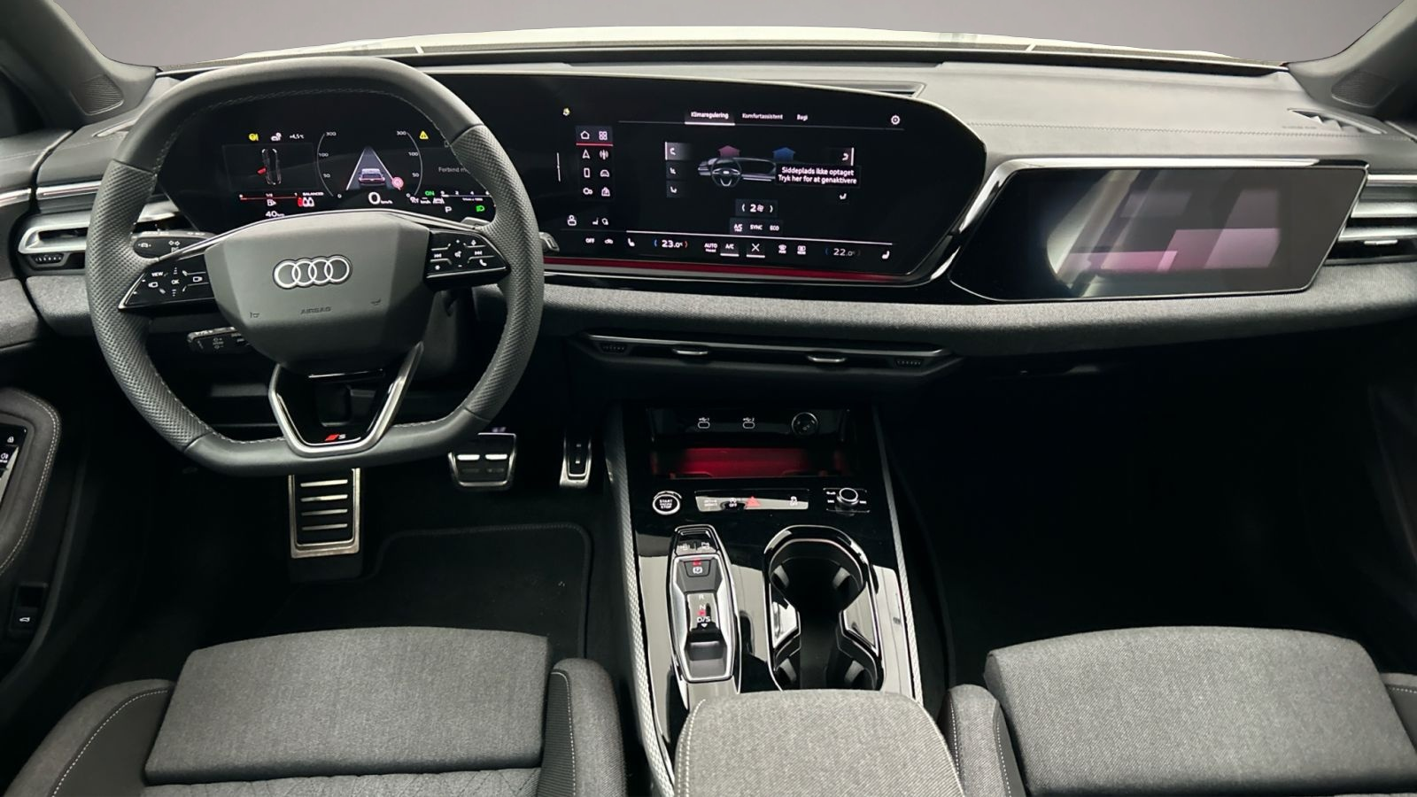 Audi A5 (05/2025, Benzin)