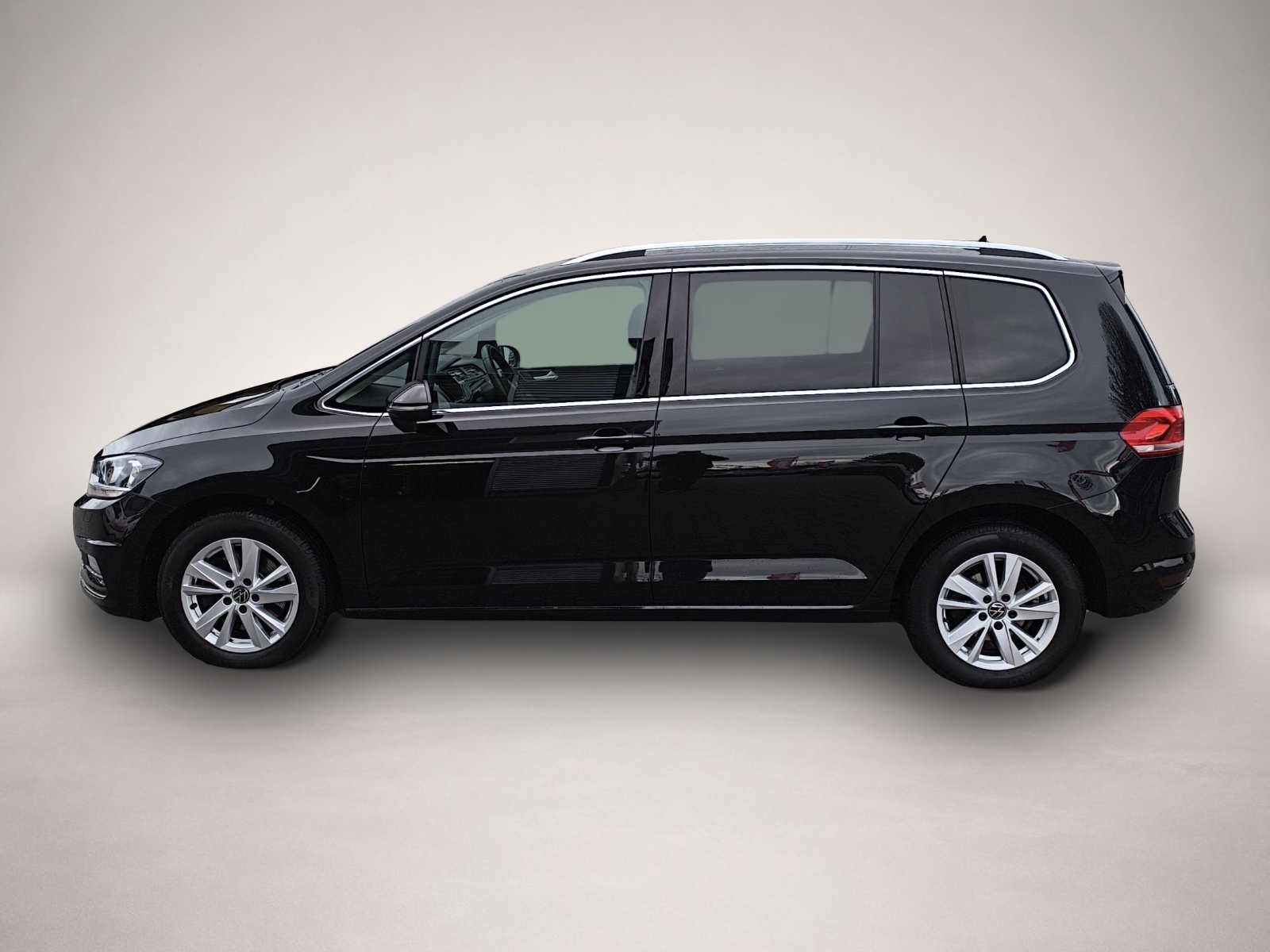 Volkswagen Touran (05/2023, Benzin)