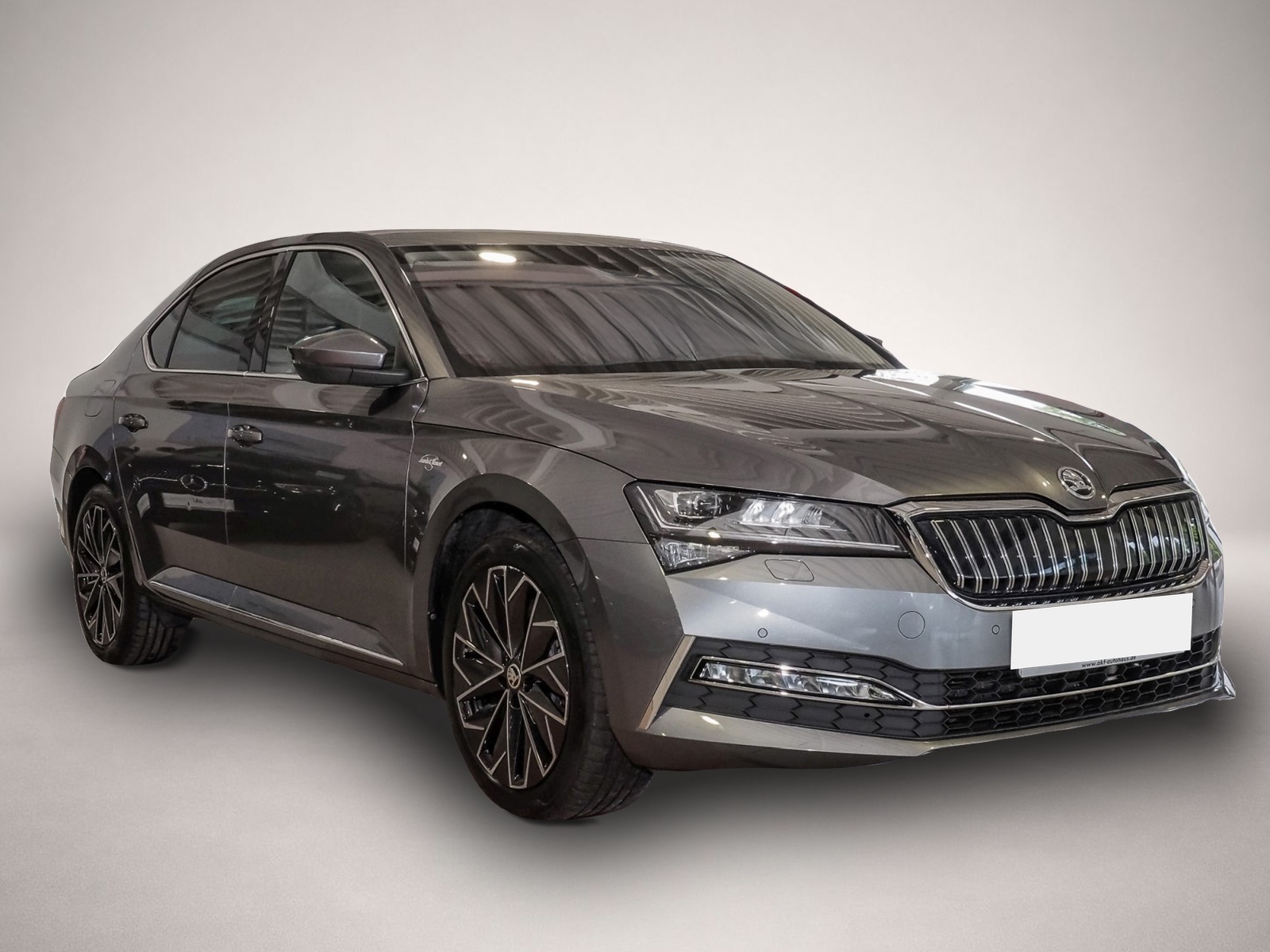 Skoda Superb (12/2022, Benzin)