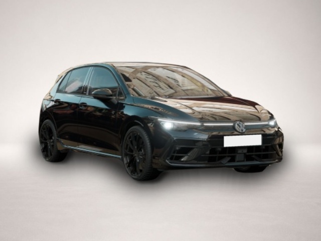 Volkswagen Golf (08/2025, Benzin)