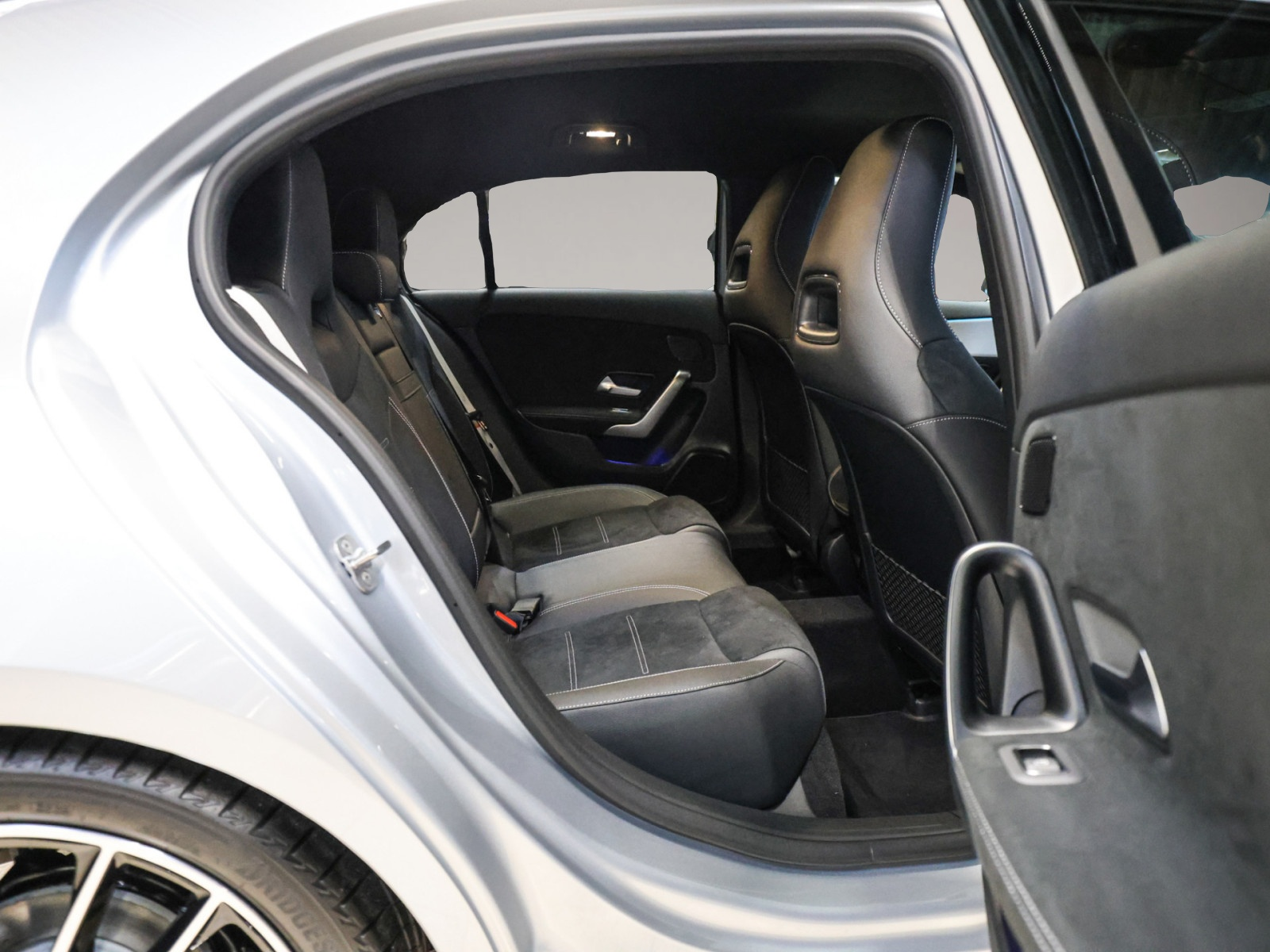 Mercedes-Benz A 200 (01/2026, Diesel)