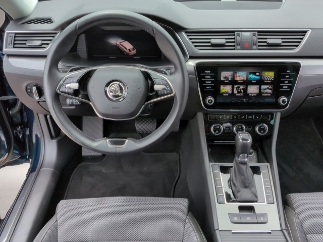 Skoda Superb (07/2022, Diesel)