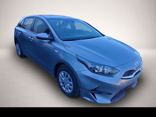 KIA cee'd / Ceed (03/2026, Benzin)