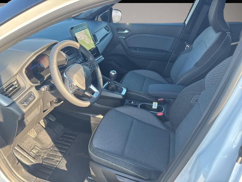 Renault Captur (03/2026, Benzin)