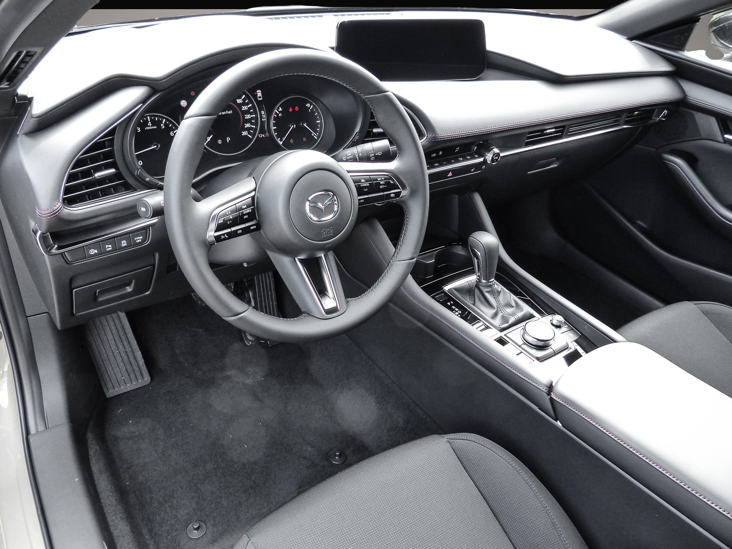 Mazda 3, image 4 of 6