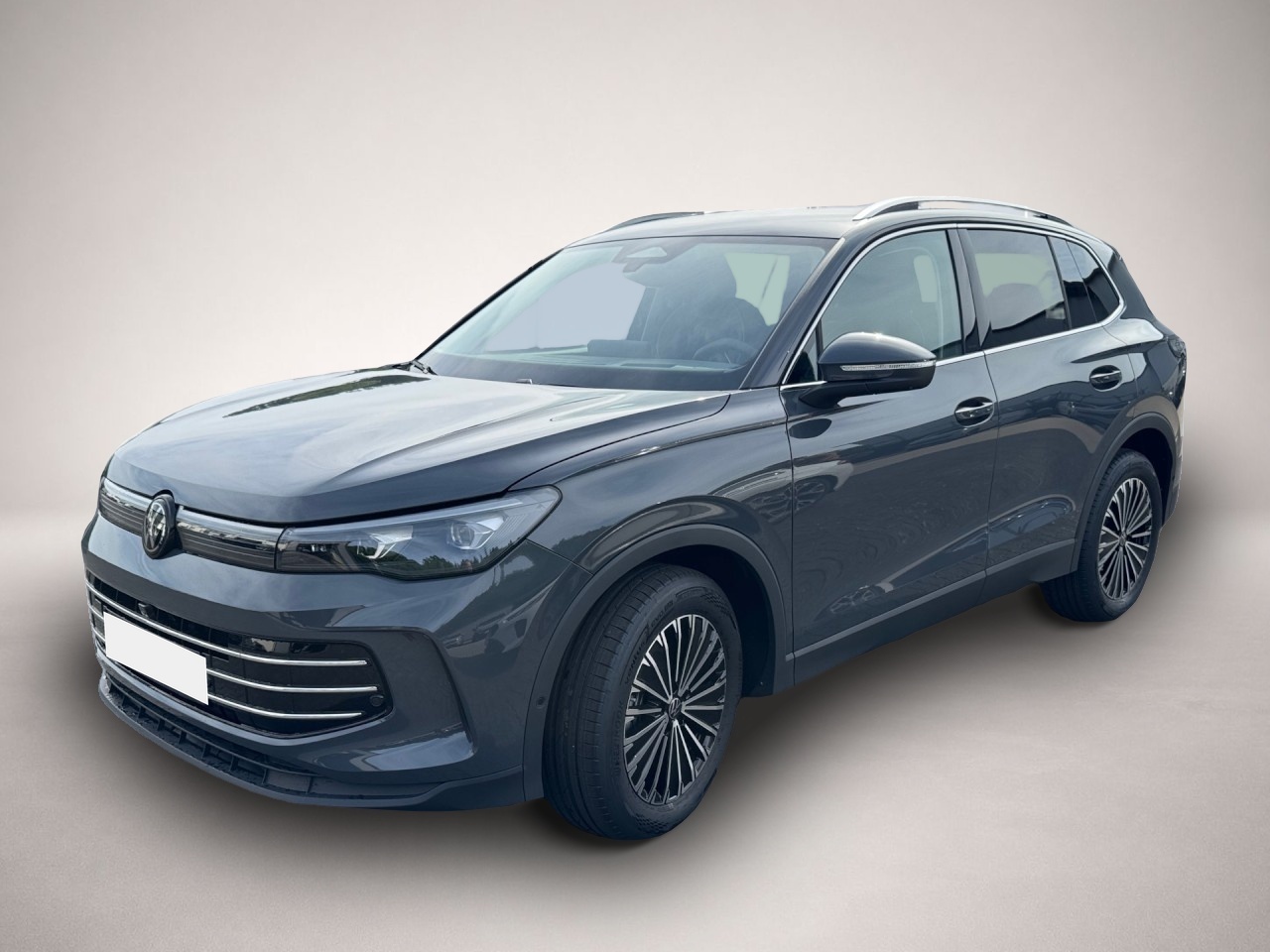 Volkswagen Tiguan (, Benzin)