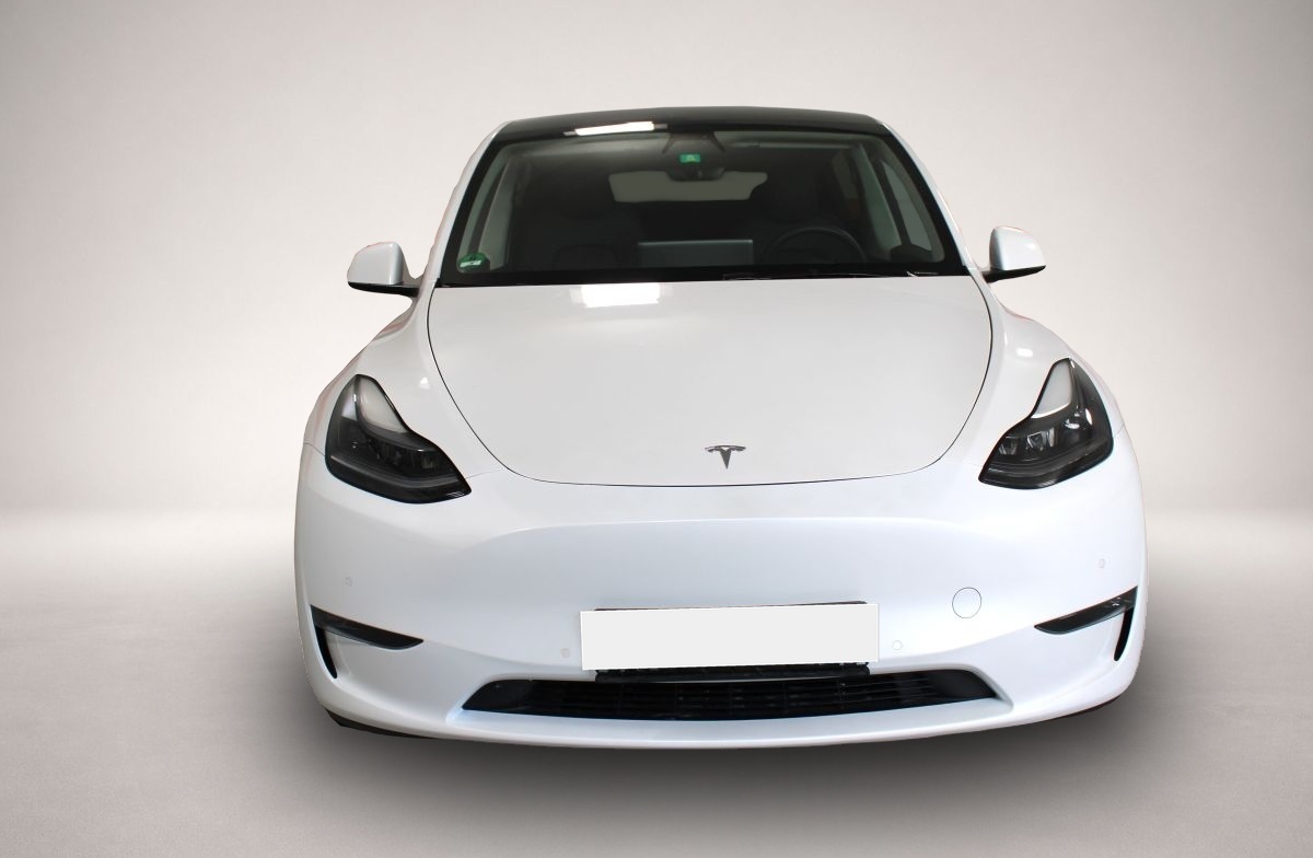 Tesla Model Y (08/2022, ELECTRIC)