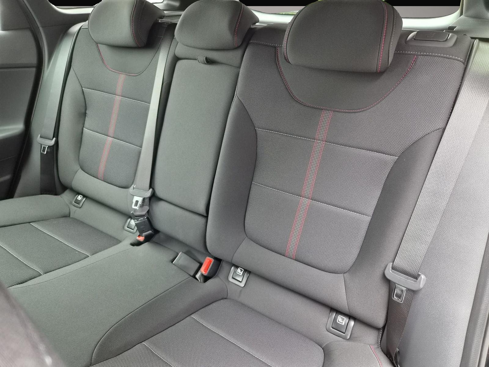 Hyundai i30, image 11 of 11
