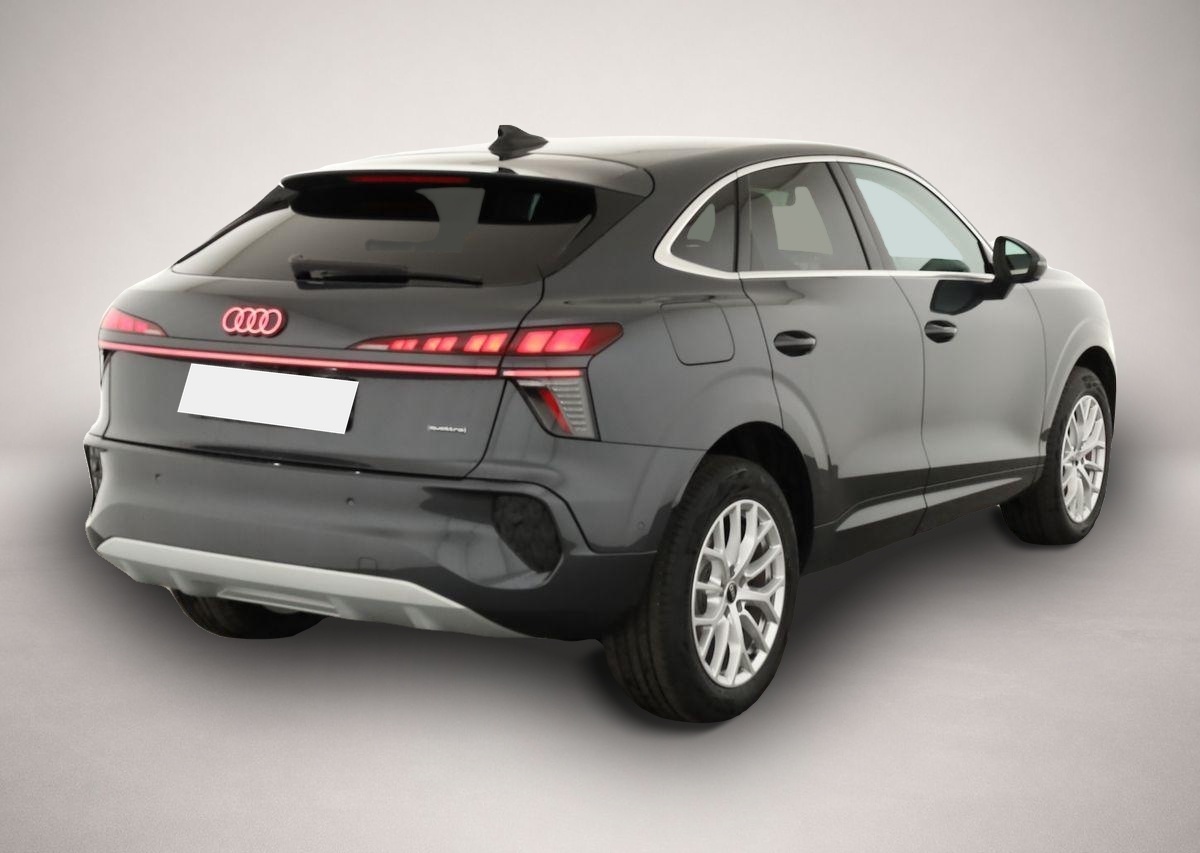 Audi Q3 (03/2026, Benzin)