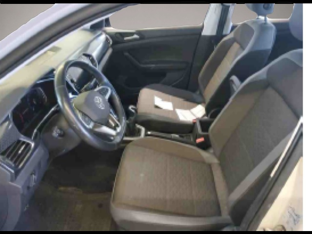 Volkswagen T-Cross (04/2022, Benzin)