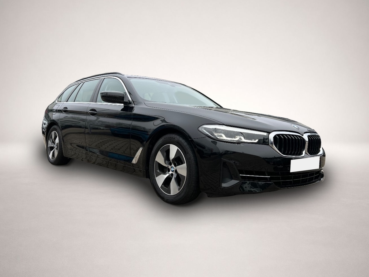 BMW 520 (03/2021, )