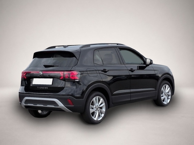 Volkswagen T-Cross (06/2026, Benzin)
