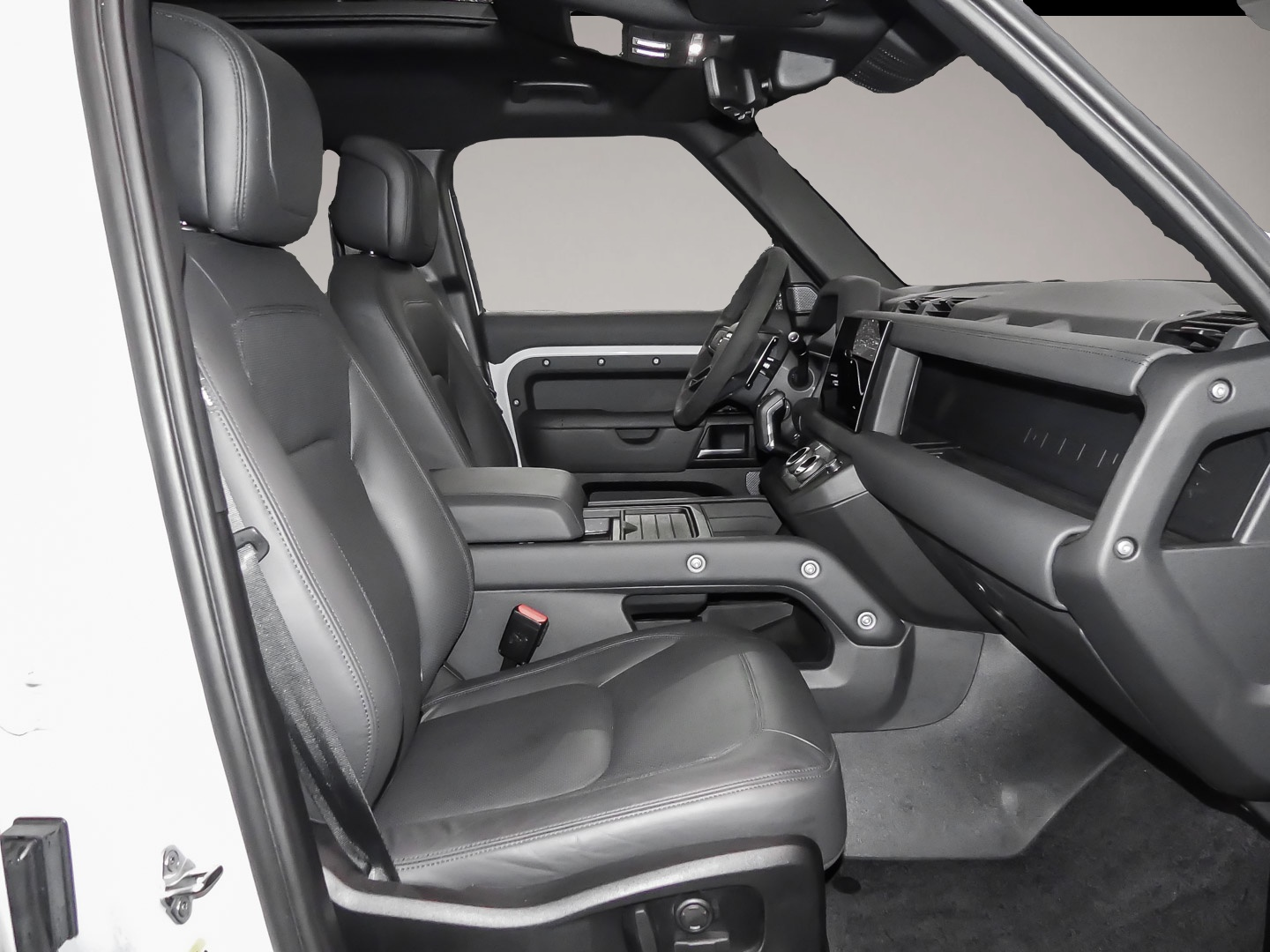 Land-Rover Defender (07/2023, Benzin)