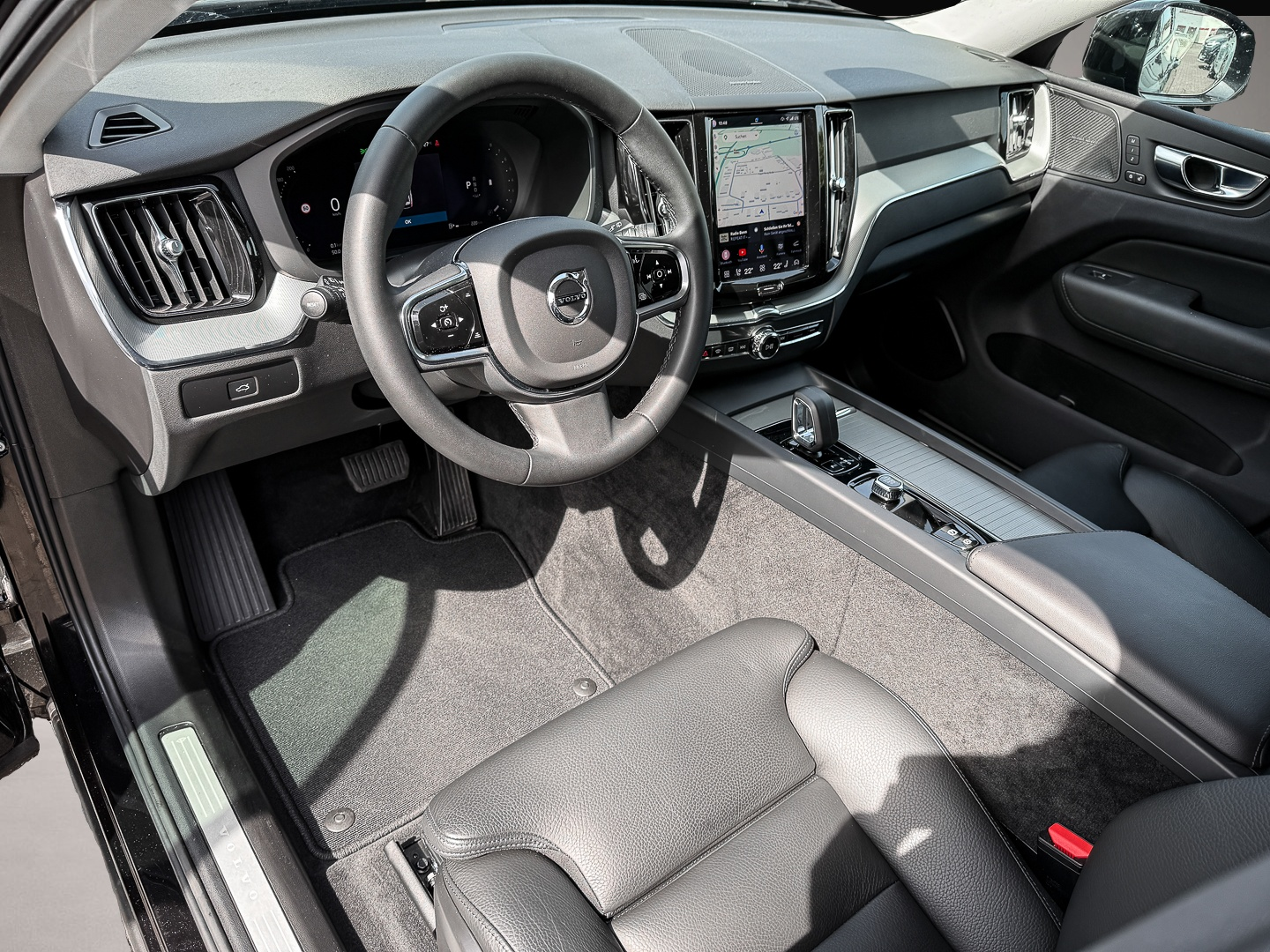 Volvo XC60 (03/2024, Benzin)