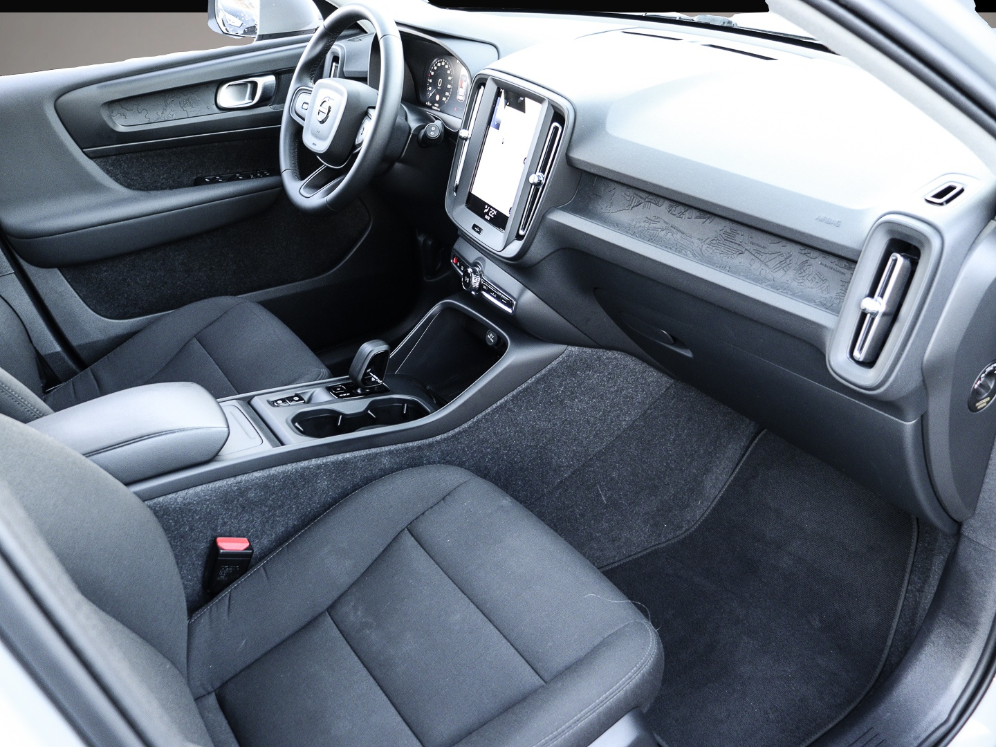 Volvo XC40 (08/2023, Benzin)