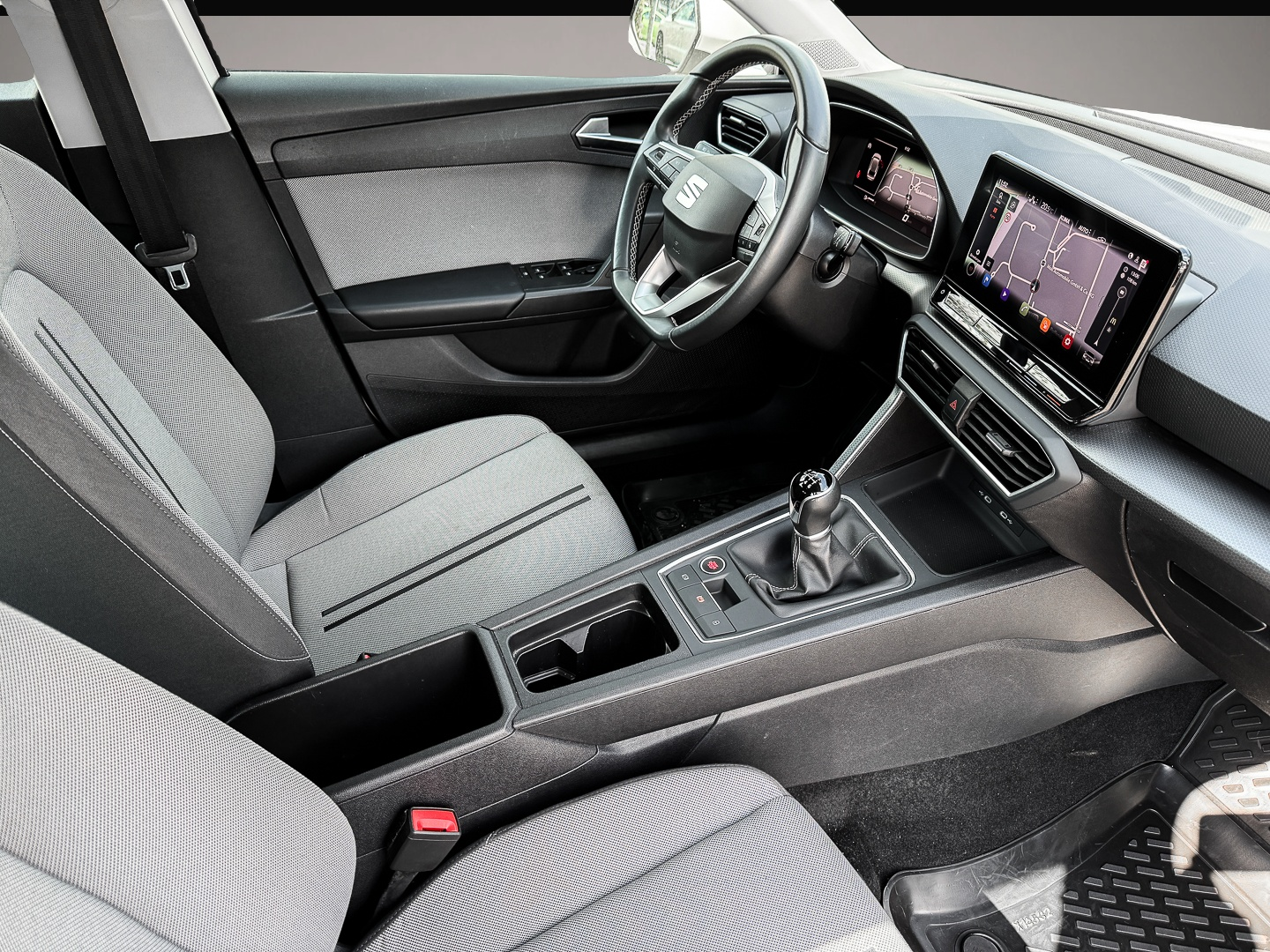 Seat Leon (03/2023, Benzin)