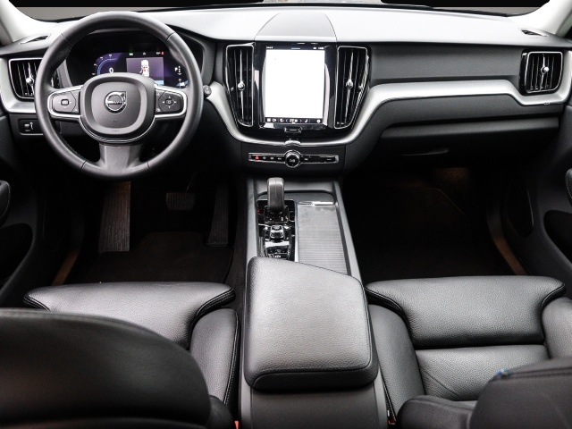 Volvo XC60 (05/2022, Benzin)