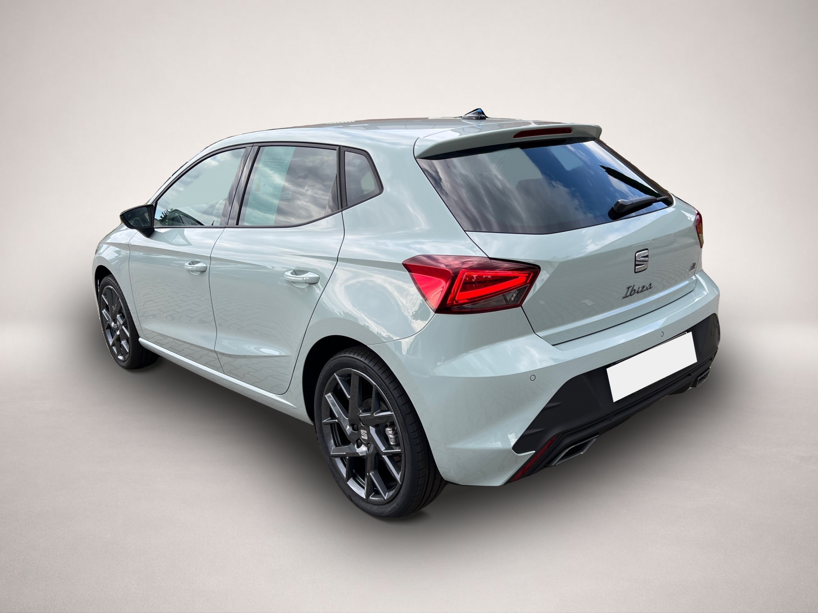 SEAT Ibiza, Bild 3 von 5