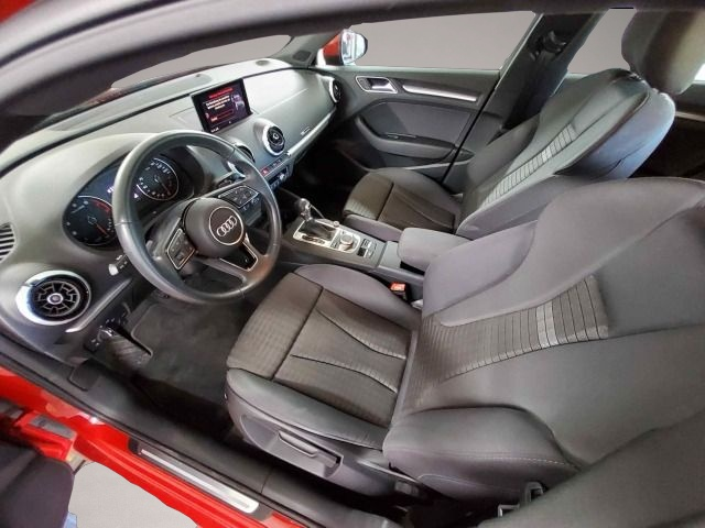 Audi A3 (05/2018, Benzin)