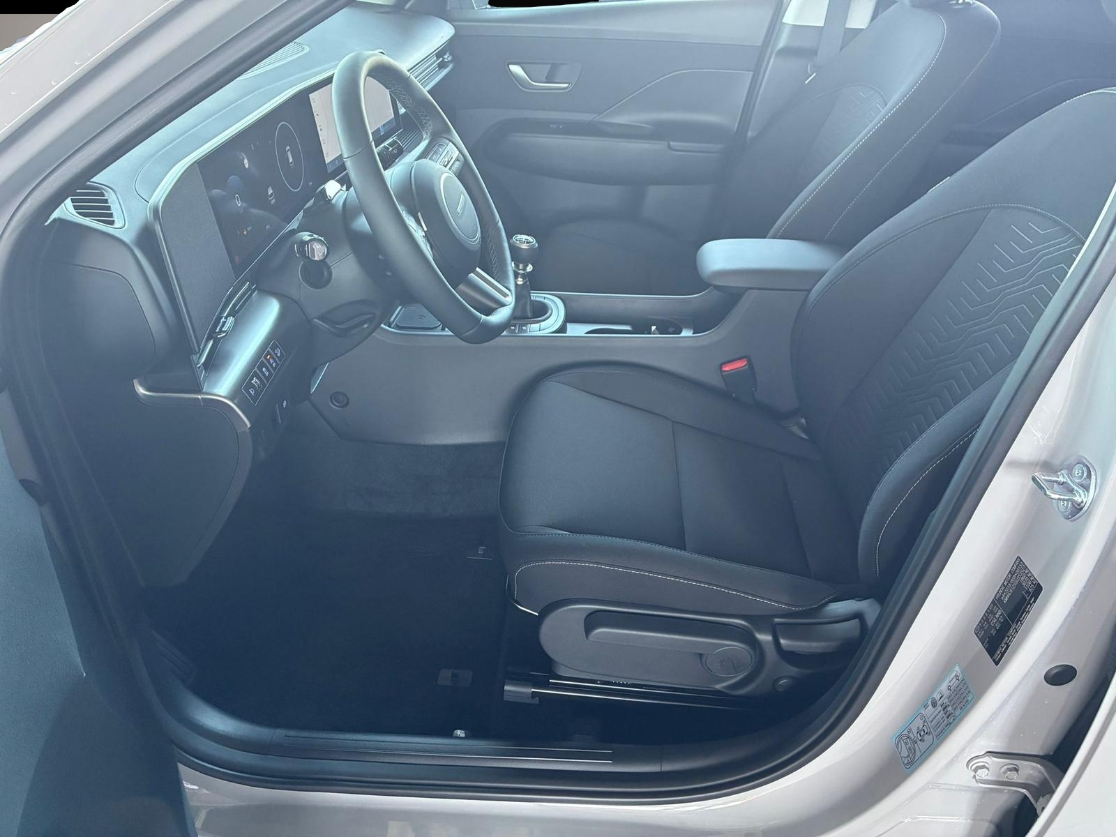 Hyundai KONA (12/2025, Benzin)