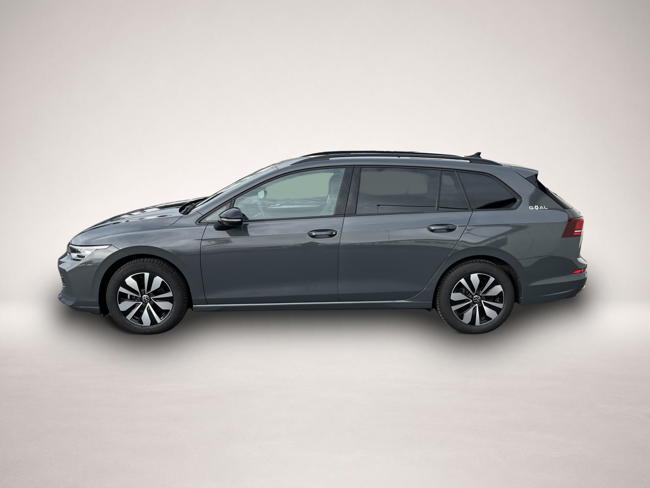 Volkswagen Golf (09/2025, Benzin)
