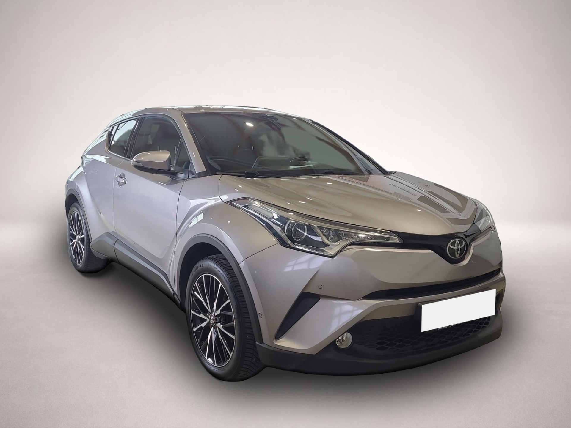 Toyota C-HR (05/2017, Benzin)