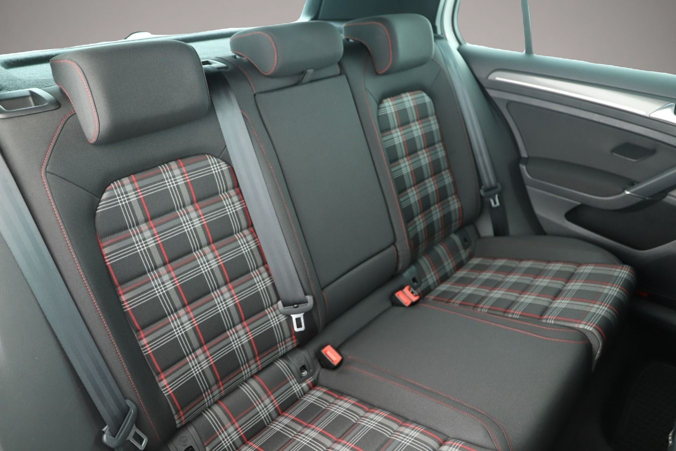 Volkswagen Golf (07/2019, Benzin)