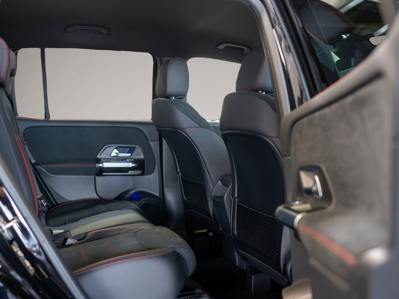 Mercedes-Benz GLB 220 (04/2026, Diesel)