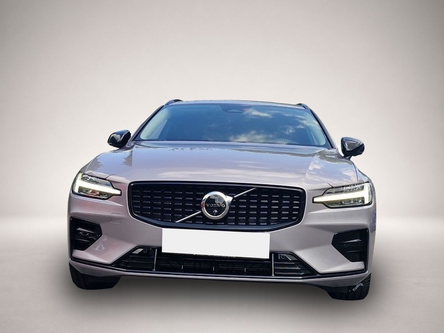 Volvo V60 (11/2025, Benzin)
