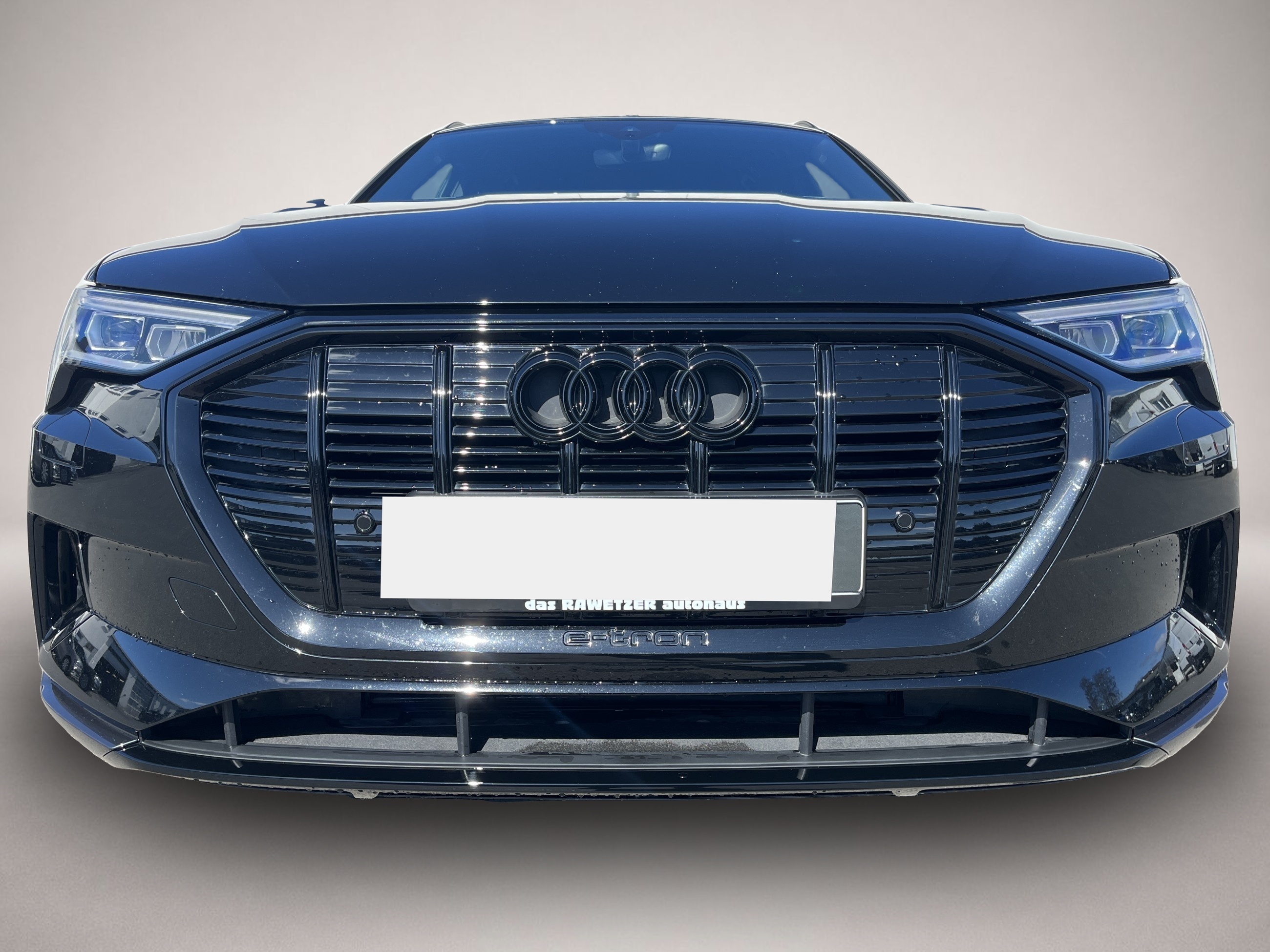 Audi e-tron (08/2022, ELECTRIC)