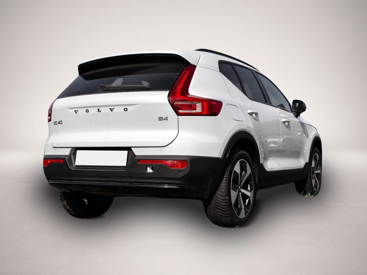 Volvo XC40 (11/2023, Benzin)