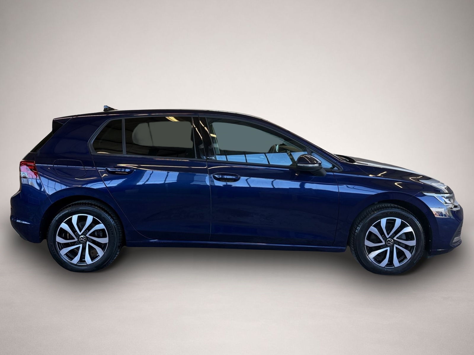Volkswagen Golf (07/2021, Benzin)