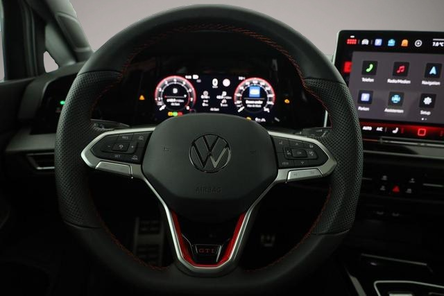 Volkswagen Golf (, Benzin)