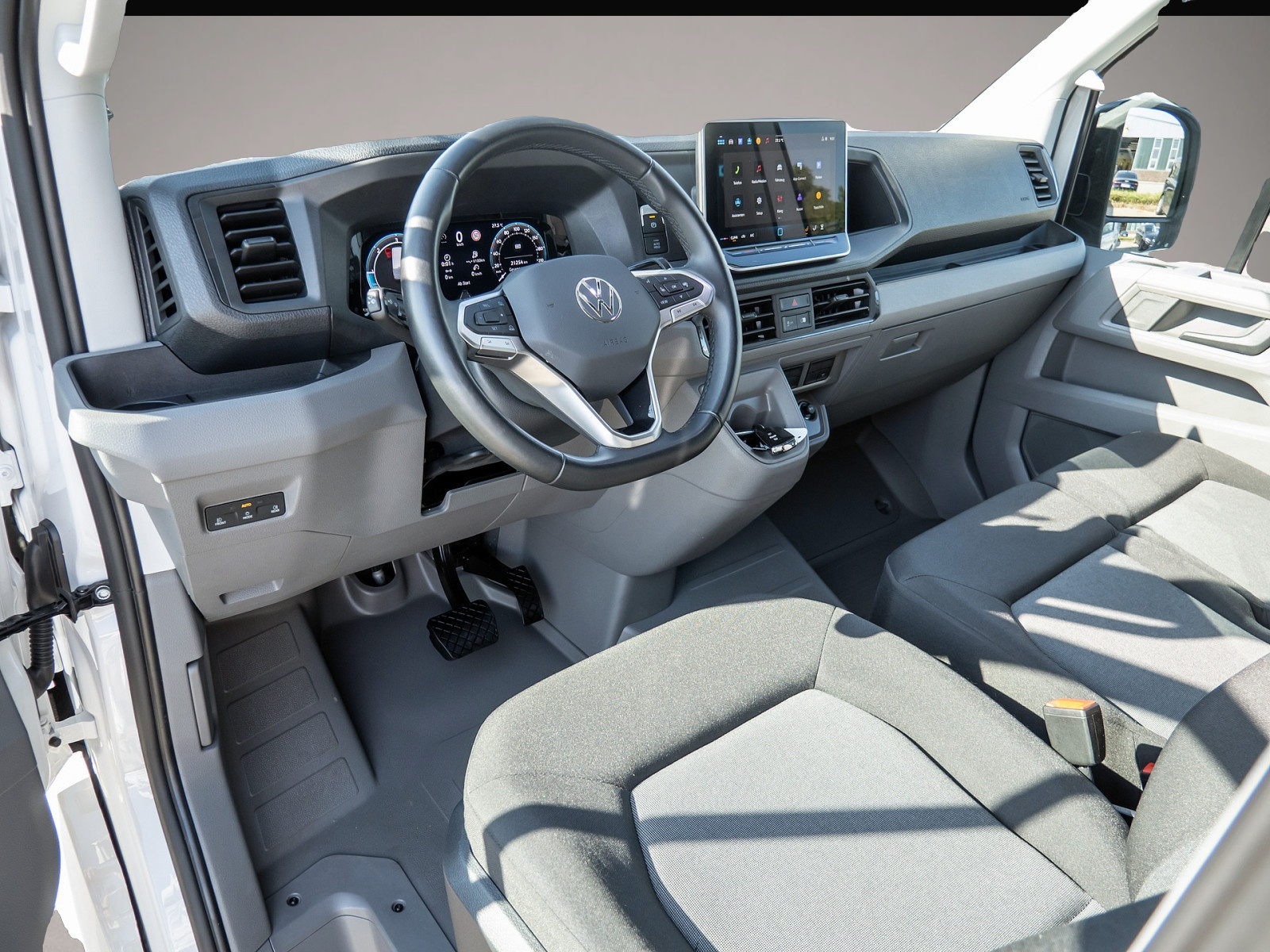 Volkswagen Crafter (11/2025, Diesel)