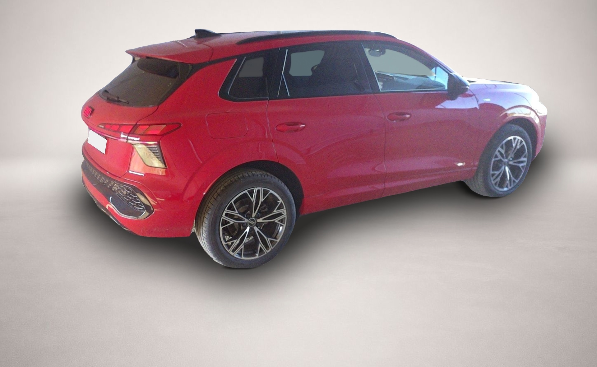 Audi Q3, image 3 of 5