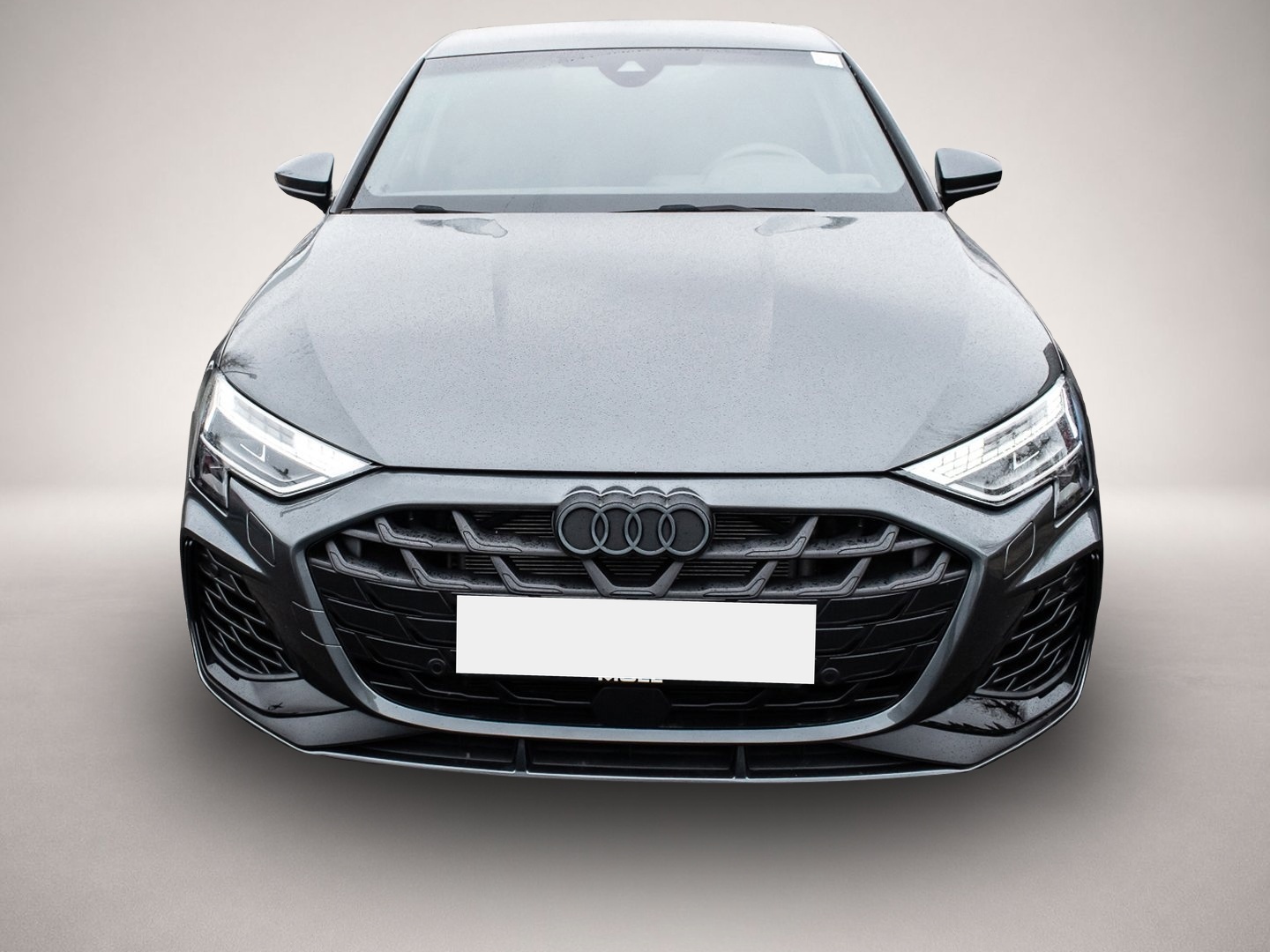 Audi quattro (04/2025, Benzin)