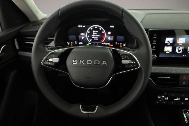 Skoda Kamiq (05/2026, Benzin)