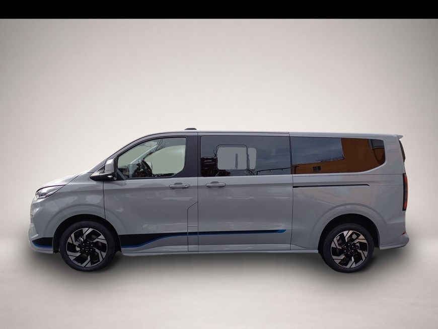 Ford Tourneo Custom (04/2026, Diesel)