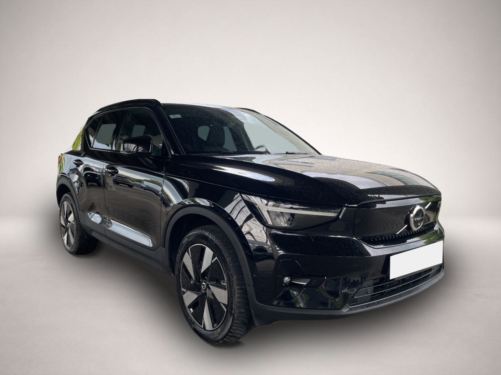 Volvo XC40 (11/2023, ELECTRIC)