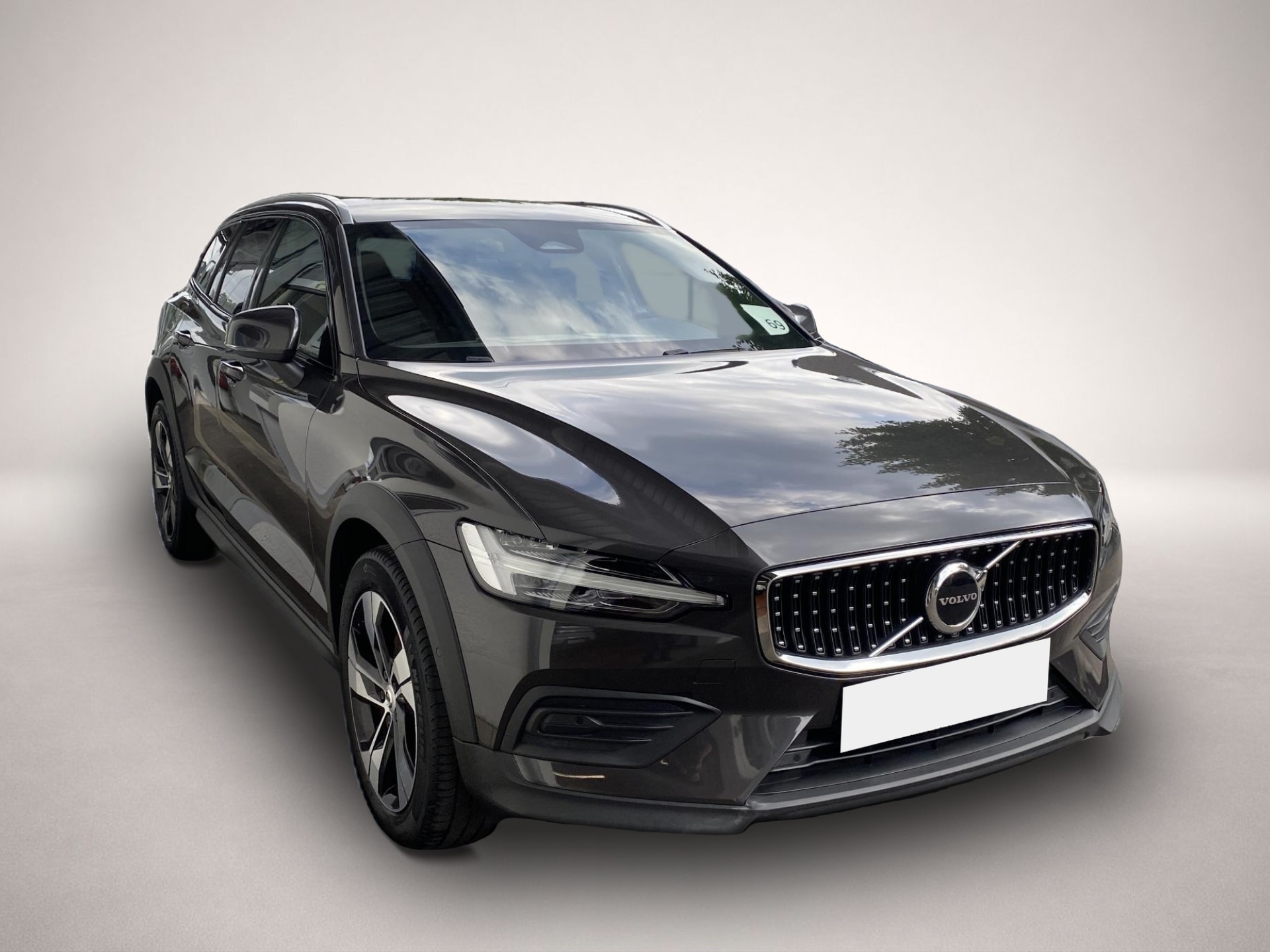 Volvo V60 Cross Country (06/2023, Diesel)