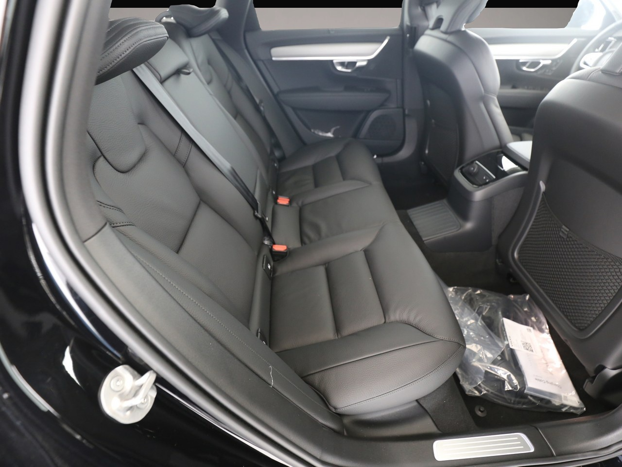 Volvo V90 (02/2025, Hybrid (Benzin/Elektro))