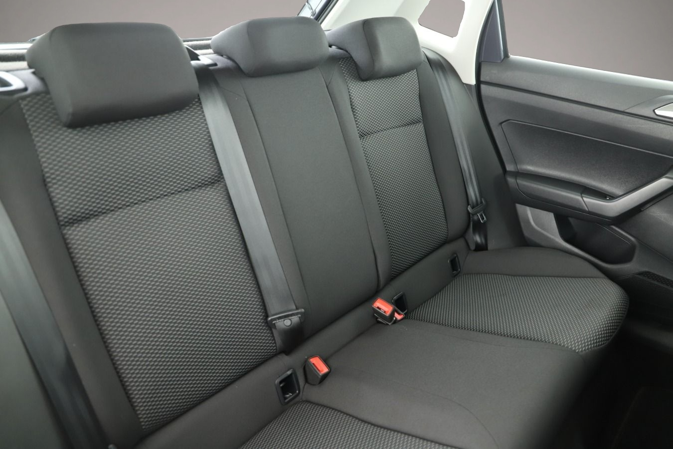Volkswagen Polo (01/2023, Benzin)